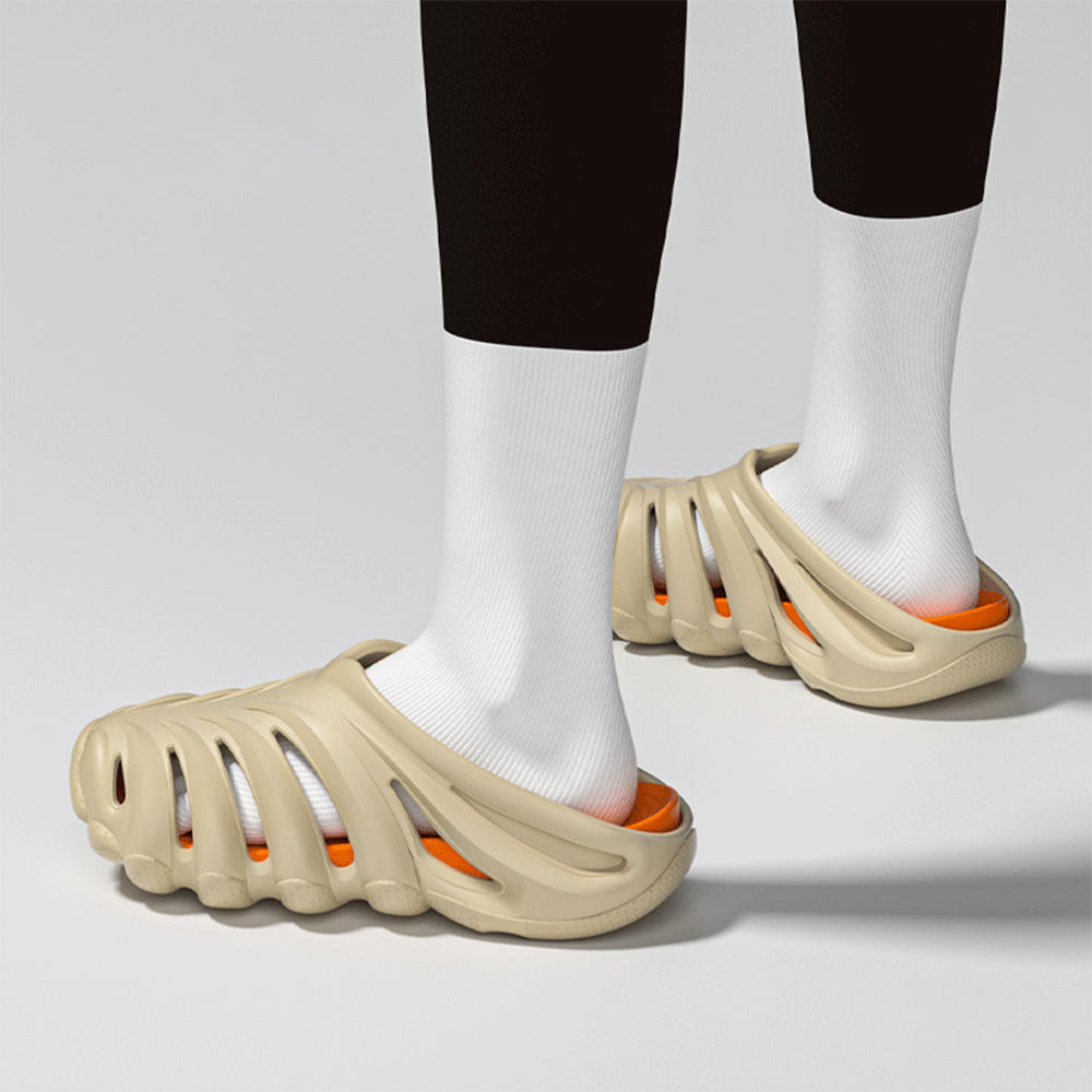 สีกากี + สีส้ม