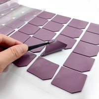 Coussin en silicone thermiquement conducteur à haute résistance thermique pour le refroidissement des CPU, GPU et LED