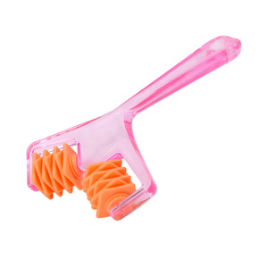 Masajeador de rodillos multifuncional portátil para uso doméstico, con bolas de masaje para brazos y pantorrillas, y masaje con resortes. - Product Image 4