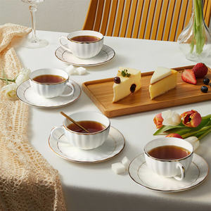 أكواب شاي وقهوة بيضاء فاخرة سعة 6 أونصات مع حواف ذهبية، طقم أكواب وصحن كابتشينو من الخزف الصيني سعة 180 مل - Product Image 6