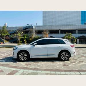 <span class=keywords><strong>Audi</strong></span> <span class=keywords><strong>Q4</strong></span> <span class=keywords><strong>E</strong></span>-<span class=keywords><strong>tron</strong></span> 2023 Edición Chuangxing Usado en China, Eléctrico Puro, Autonomía NEDC Máxima de 605 km, Volante a la Izquierda - Product Image 3