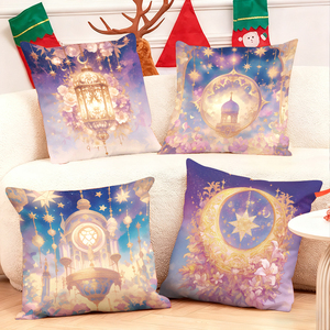 Linternas encantadas y motivos celestiales adornan estas almohadas decorativas de ensueño, perfectas para crear un ambiente festivo y acogedor. - Product Image 1