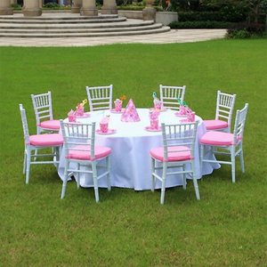 Sedia Chiavari in Plastica Colorata per Bambini, Design Moderno Non Pieghevole, per Ristoranti, Hotel e Arredamento per Bambini - Product Image 1