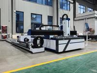 Machine de découpe laser à fibre automatique pour l'acier inoxydable, l'aluminium, l'aviation, la construction navale, la fabrication de systèmes HVAC et la fabrication métallique