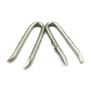 Agrafes de clôture en fil barbelé zingué, vente en gros pour ranchs - Product Image 6