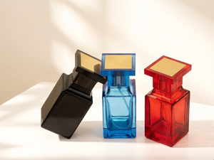 Botella de Vidrio Cuadrada de 50 ml con Pulverizador y Tapa <span class=keywords><strong>Cimp</strong></span> para Envasado de Perfumes - Product Image 4