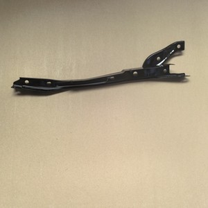 ขายึดฝากระโปรง GH รุ่น 5320833060 สำหรับ Lexus ES250 ES350 ปี 2013 อะไหล่รถยนต์เหล็ก - Product Image 4