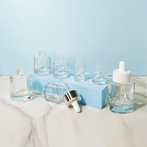 ขวดแก้วทรงกลมขนาด 30 มล. สำหรับบรรจุรองพื้น เซรั่ม โลชั่น แบบหนาพิเศษ พร้อมหัวปั๊ม สั่งทำได้ตามต้องการ - Product Image 5