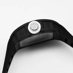 Reloj Tonneau de Alta Gama para Hombre, Correa de Fibra de Carbono y Caucho, Cristal de Zafiro, Reserva de Energía Mecánica, Correa de 24 mm, Estilo Urbano y Moderno - Product Image 6