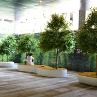 Kursi Kerajinan Resin Y696 Outdoor/Indoor Fiberglass/Kayu dengan Dudukan untuk Pot Tanaman Bunga Hotel Komersial