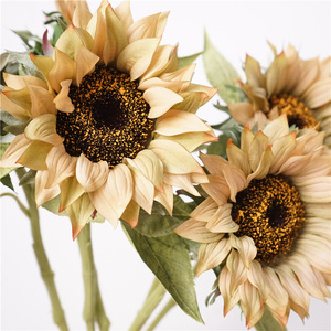 O-X947 Vente en gros de tournesols artificiels en latex de haute qualité, aspect réaliste, jaunes, blancs, oranges, pour la décoration de la maison et des mariages - Product Image 4