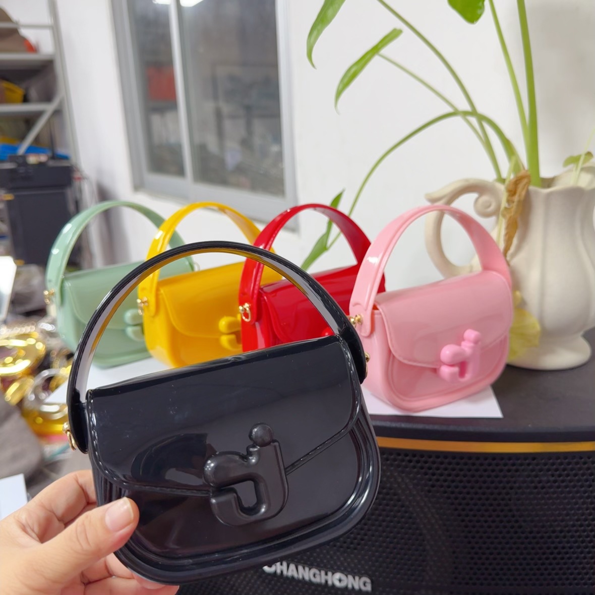 2025 Cross-Border New Hot Selling J Letter Jelly Bag Satchel for