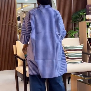 Camisa de manga larga a rayas azules para mujer, top holgado a la moda - Product Image 2