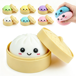 ของเล่นขนมปังเกี๊ยวสีสันสดใส - Product Image 1