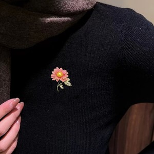 Broche Floral de Alta Gama para Mujer, Estilo Coreano, Exquisito, Dulce, Versátil, con Efecto de Goteo de Aceite, Elegante y Moderno - Product Image 4