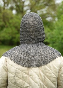 Coif en maille de chaîne premium avec armure en ventail triangulaire, anneaux ronds rivetés, finition naturelle, maille d'anneaux en acier faite à la main - Product Image 3