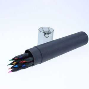 Ensemble de crayons de couleur en bois noir de 7 pouces avec logo personnalisé, motif rond, taille-crayon en plastique, tube en papier, certifié EN71 - Product Image 1