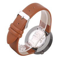 Montre à quartz ronde minimaliste nordique OEM, grand cadran uni, deux aiguilles, plusieurs options de bracelet en cuir, unisexe, pour un usage quotidien