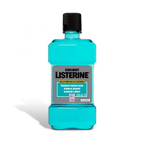 Listerine Coolmint Bain de bouche antibactérien 250ml avec saveur de menthe fraîche et 125ml d'huiles essentielles gratuites Solutions orales - Product Image 1