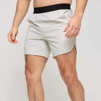 Shorts de sport de course à pied personnalisés pour hommes Shorts en nylon et élasthanne à séchage rapide pour hommes Shorts de fitness avec logo brodé en silicone pour hommes