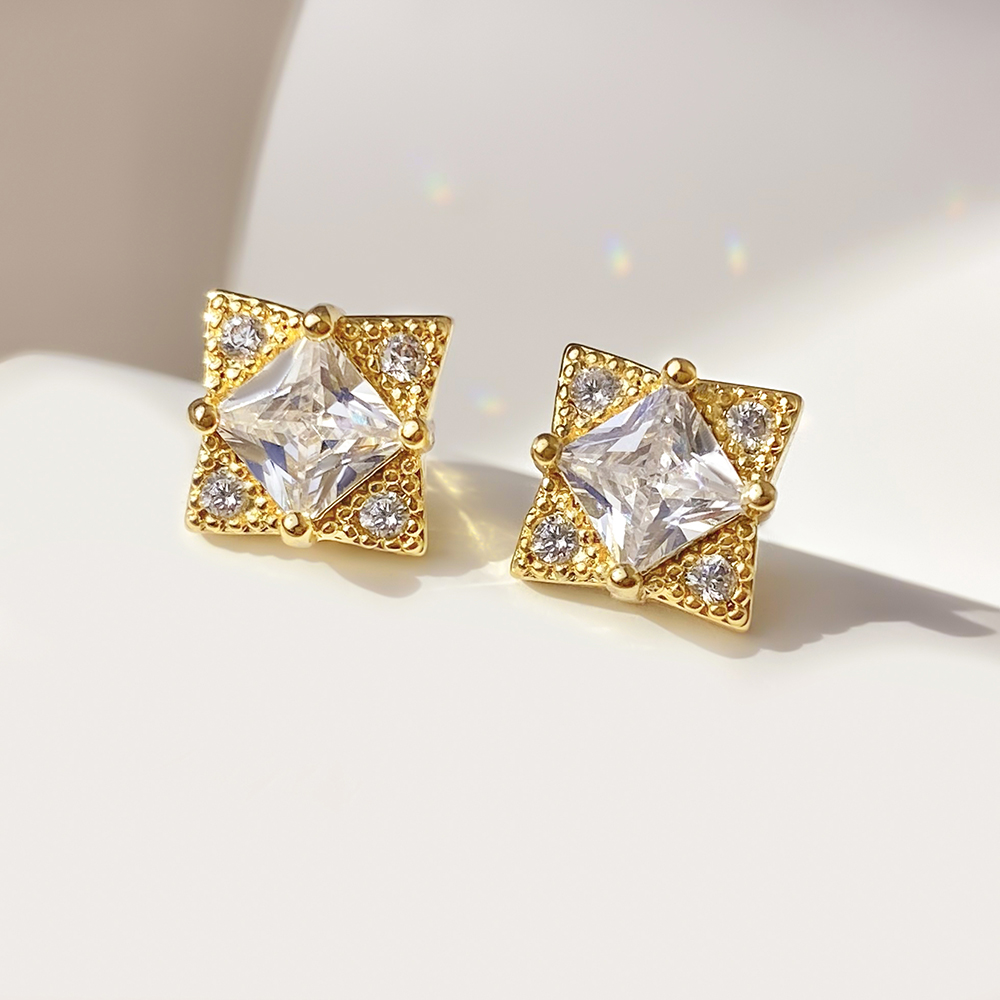 18K Gold Plated CJBE093