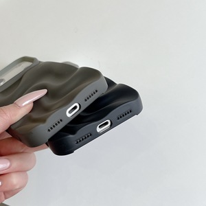 เคสสำหรับ <span class=keywords><strong>iPhone</strong></span> 17 ลายไล่สีแบบไม่สม่ำเสมอ 3 มิติ ลายพับย่น ป้อง<span class=keywords><strong>กัน</strong></span>การกระแทก ผลิตจาก TPU สำหรับ <span class=keywords><strong>iPhone</strong></span> 14 15 16 17 <span class=keywords><strong>Pro</strong></span> <span class=keywords><strong>Max</strong></span> - Product Image 6