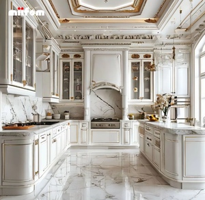 Meuble <span class=keywords><strong>de</strong></span> <span class=keywords><strong>cuisine</strong></span> blanc classique français sur mesure avec garniture dorée, vitrine en verre et <span class=keywords><strong>plan</strong></span> <span class=keywords><strong>de</strong></span> <span class=keywords><strong>travail</strong></span> en marbre pour projet <span class=keywords><strong>de</strong></span> villa australienne - Product Image 1