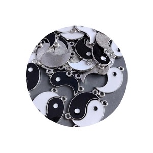 100 Breloques Connecteurs TaiChi Rondes en Émail Plaqué Argent pour Colliers, Fabrication DIY, Breloques Yin Yang, Pendentifs Bijoux Faits Main - Product Image 3