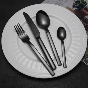 도매 사용자 정의 레스토랑 슬리버 웨어 거울 폴란드어 블랙 스테인레스 스틸 식기 숟가락 포크와 칼 세트