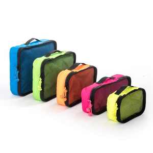 Ensemble de cubes d'emballage en maille de nylon multicolore à fermeture éclair 5 tailles de sac de rangement de voyage Organisateur de vêtements Bagages Ensemble de voyage léger - Product Image 1