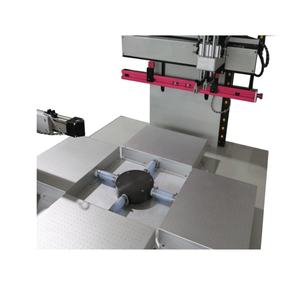 Machine d'impression sérigraphique rotative automatique à succès, état neuf, imprimante d'étiquettes robotisée pour pièces en plastique, imprimante de tubes - Product Image 2