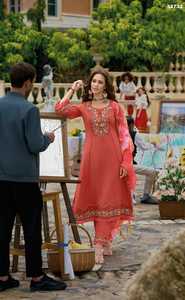 Vente en gros de soie pure viscose mijotée pakistanaise Salwar Kameez dernier costume de mariage de style indien pour les femmes pour les fêtes - Product Image 6