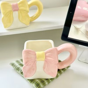L Factory Direct Sales Ins Cute Hand-painted Bow Ceramic Cup Creative <strong>Princess</strong> Coffee <strong>Mug</strong> - Product Image 2