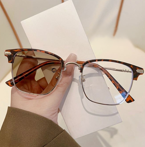 色を変えるメガネハーフフレームフレームアンチブルーライトインテリジェントフォトクロミック茶色メガネ - Product Image 1