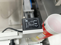 Machine remplissante de cachetage de tube en plastique ultrasonique pour le scellant cosmétique de remplisseur de tube