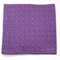 Foulard carré en soie noir et blanc à motif floral cachemire, imprimé satiné, double bordure, motif bandana, pour femme, à porter autour du cou ou sur la tête, ODM OEM