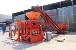 Máquina Semiautomática para Fabricación de Bloques de Hormigón QT4-24B para Producción de Ladrillos - Product Image 2