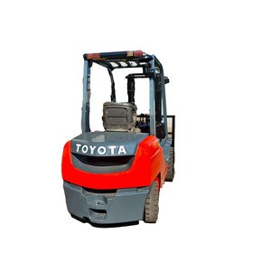 Chariot élévateur d'occasion Toyota 30 3 tonnes d'origine japonaise, bonnes performances, machine de levage diesel, électrique ou à gaz - Product Image 1
