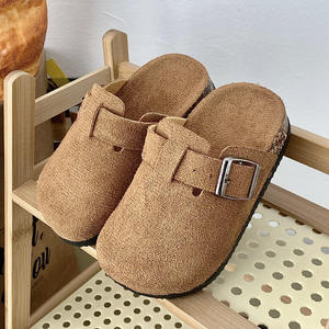 Système d'achat en ligne permanent pour le dropshipping : Pantoufles demi-orteils confortables et antidérapantes pour enfants, design en bois doux, pour agents - Product Image 1