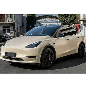 Fábrica al por mayor PET TPU vinilo fundido alto brillo crema blanco cristal un rollo completo 1.52X1 8M/5X60FT para coches pegatinas para vehículos - Product Image 2