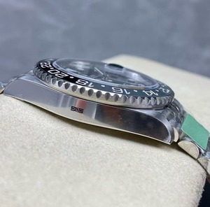 Montre de plongée de luxe pour homme, lunette verte, cadran noir, bracelet en acier inoxydable, étanche, lumineuse, montre-bracelet de style professionnel - Product Image 5