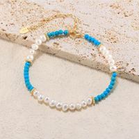 Pulsera Boho de Perlas Blancas de Agua Dulce con Cierre de Langosta Dorado Ajustable para Mujer, Regalo de Verano para Vacaciones en la Playa, Estilo Delicado Azul Océano Soleado