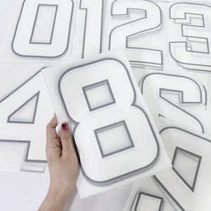 Nhà Máy Bán Buôn Jersey Thể Thao Số Lượng Và Tên Bóng Đá Truyền Nhiệt T Áo Sơ Mi In Ấn Vinyl Chữ Cái Và Bóng Đá Tùy Chỉnh Số - Product Image 1