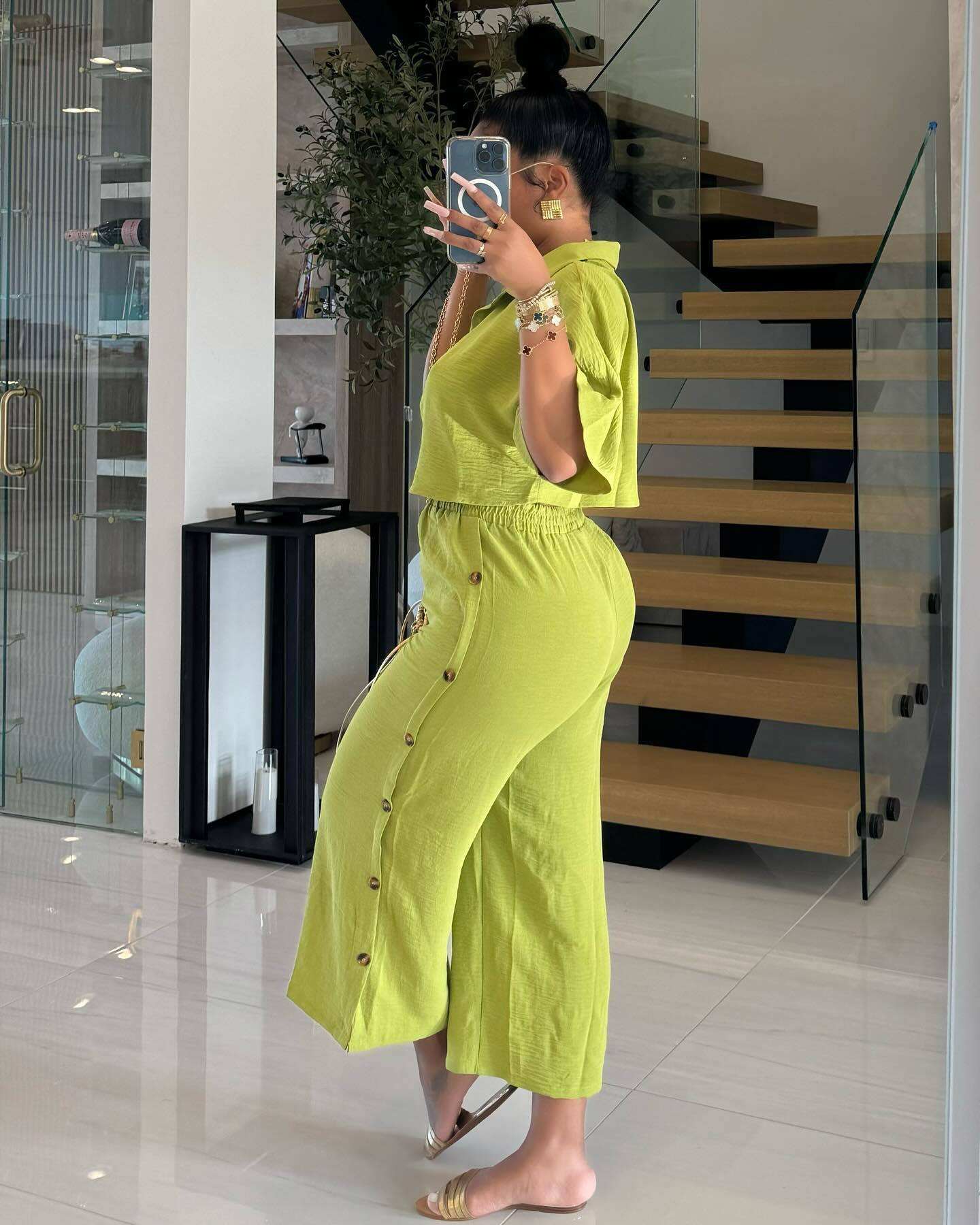 สีเขียว