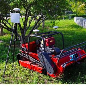 Tondeuse à gazon télécommandée GPS, moteur 4 temps à essence, coupe à fléaux, qualité professionnelle pour utilisation en forêt, sur terrain accidenté et en montagne - Product Image 4