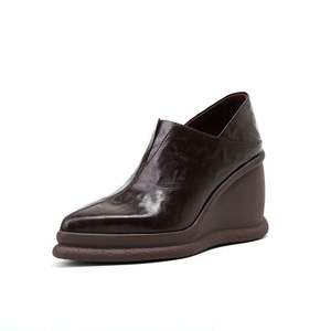 Bottes longues rétro élégantes pour femmes, fabriquées à la main en cuir véritable, imperméables, durables, antidérapantes, couleur unie, bout pointu, décontractées - Product Image 2