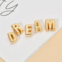 Gros mondial 26 Pièces A-Z Or Argent Couleur Alphabet Perles Bricolage Bracelet Collier Bijoux