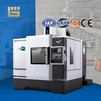 Petit centre d'usinage vertical CNC 5 axes Vmc650 Vmc Cnc Mini fraiseuse en métal