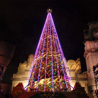 Grand sapin de Noël artificiel en PVC de 71 pouces avec herbe de pampa et ornements pour décorations extérieures