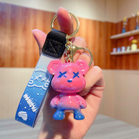 Mignon dessin animé résine fluide ours porte-clés sac pendentif suspendu décoration poupée petit cadeau porte-clés en gros